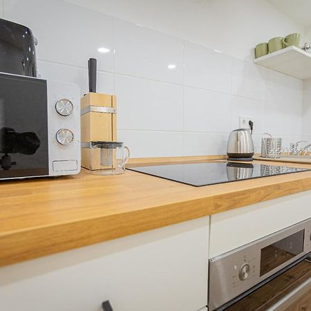 2 Bedroom Apartment In The Dob Street, Emerald บูดาเปสต์ ภายนอก รูปภาพ