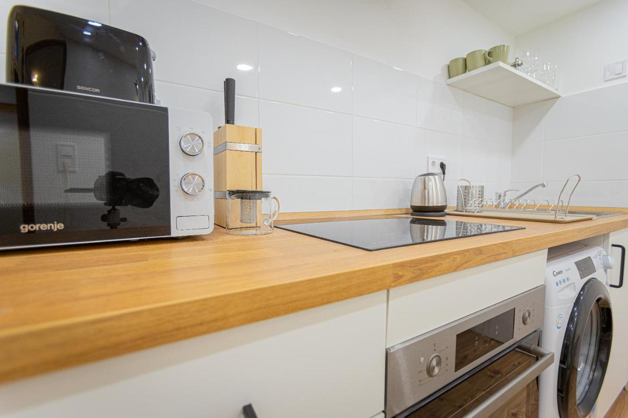2 Bedroom Apartment In The Dob Street, Emerald บูดาเปสต์ ภายนอก รูปภาพ